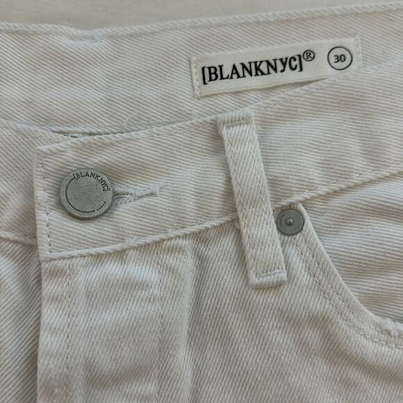 Blank NYC High Rise Distressed Button Fly Denim Shorts Fray Hem White Size 30 - Picture 10 of 12